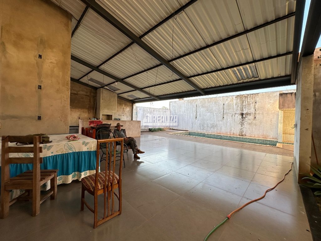 Casa de 4 quartos, 440m² no bairro Jardim do Lago, em Uberaba | Eu Corretor