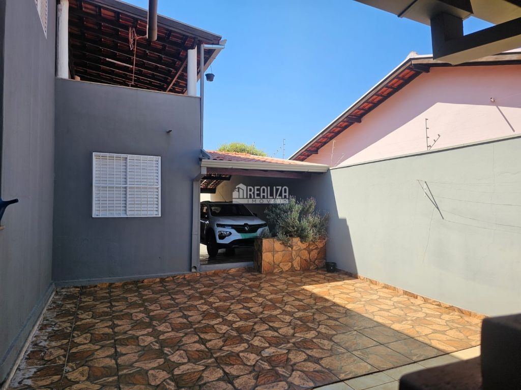 Casa de 4 quartos, 227m² no bairro Tita Rezende, em Uberaba | Eu Corretor