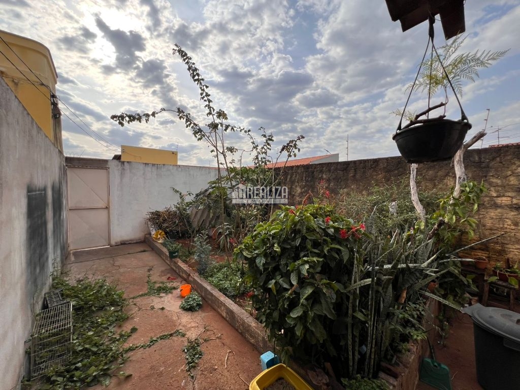 Casa de 3 quartos, 211m² no bairro Vila Nossa Senhora Aparecida, em Uberaba | Eu Corretor