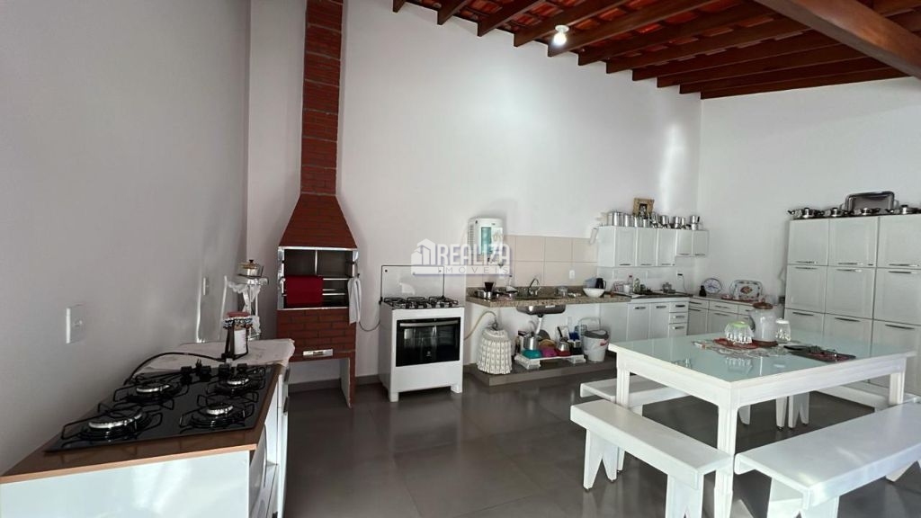 Casa de 3 quartos, 183m² no bairro São Benedito, em Uberaba | Eu Corretor