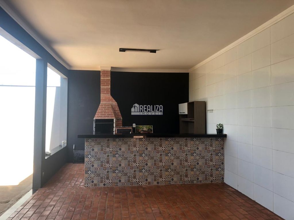 Casa, 3 quartos, 200 m² - Foto 1