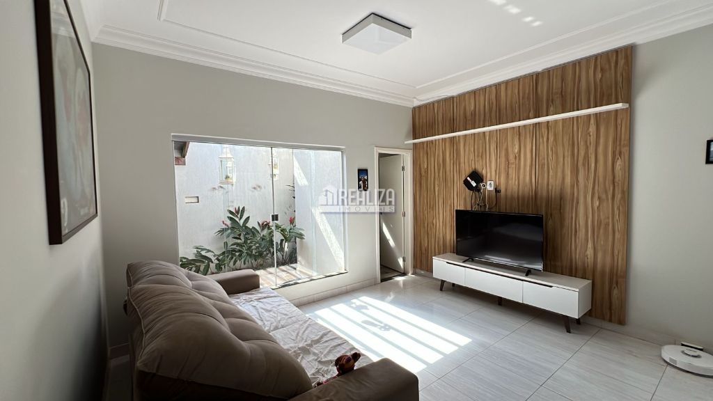 Casa de 3 quartos, 173m² no bairro Jardim Nenê Gomes, em Uberaba | Eu Corretor