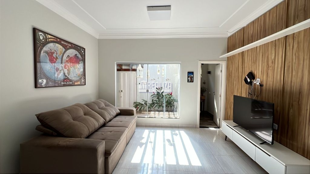 Casa de 3 quartos, 173m² no bairro Jardim Nenê Gomes, em Uberaba | Eu Corretor