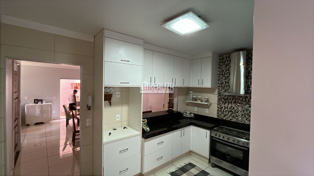 Casa de 3 quartos, 200m² no bairro Parque das Américas, em Uberaba | Eu Corretor