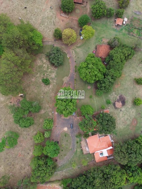 Casa de 4 quartos, 100m² no bairro Jockey Park, em Uberaba | Eu Corretor