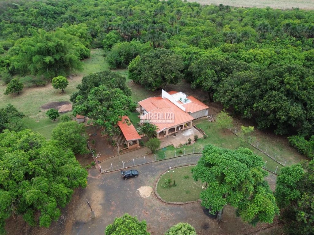 Casa de 4 quartos, 100m² no bairro Jockey Park, em Uberaba | Eu Corretor