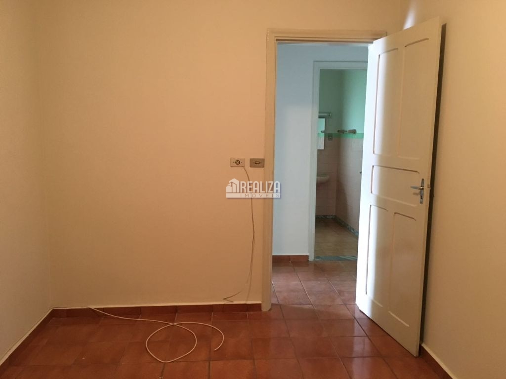 Casa de 2 quartos, 150m² no bairro São Benedito, em Uberaba | Eu Corretor