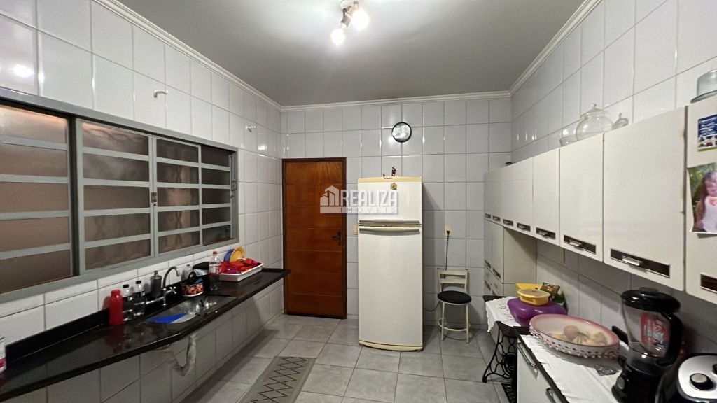 Casa, 3 quartos, 157 m² - Foto 3