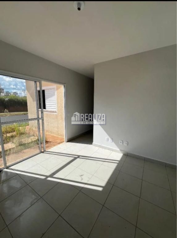 Casa, 2 quartos, 56 m² - Foto 1
