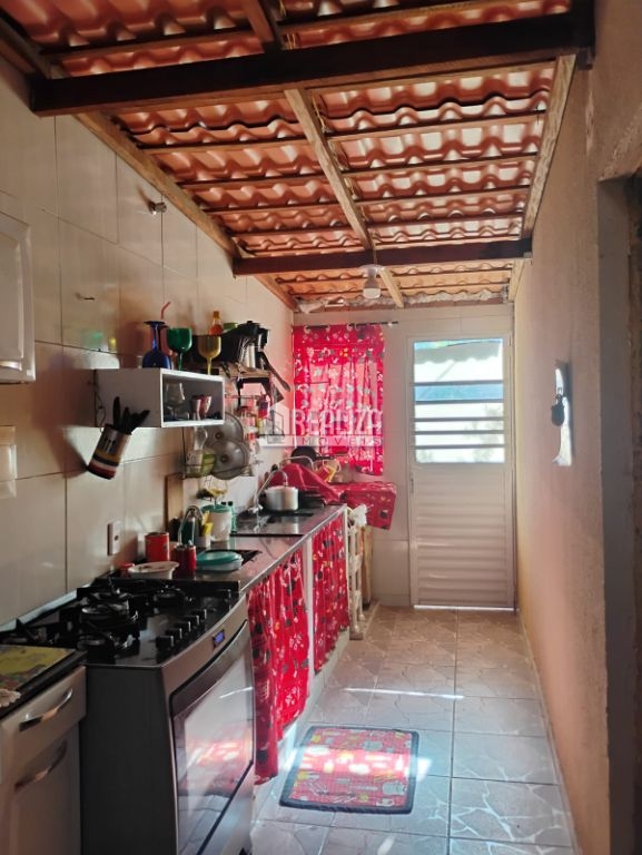 Casa, 2 quartos, 140 m² - Foto 2