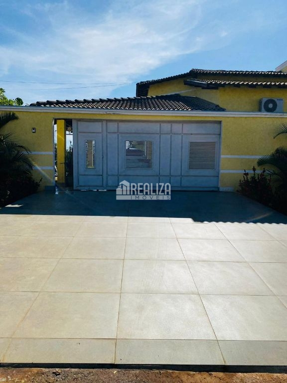 Casa, 3 quartos, 253 m² - Foto 2