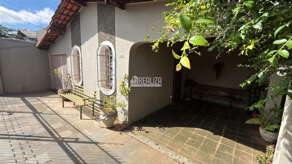 Casa, 3 quartos, 170 m² - Foto 1