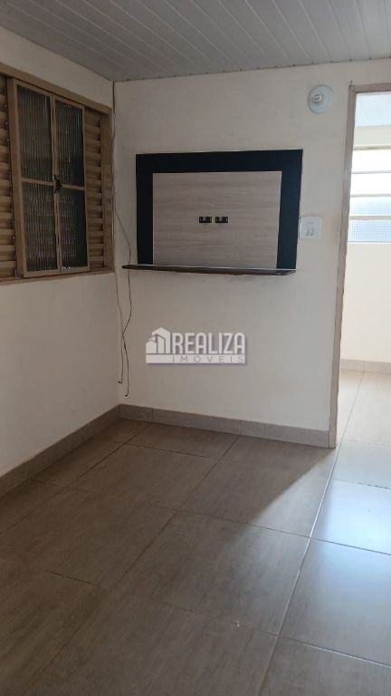 Casa, 3 quartos, 90 m² - Foto 1