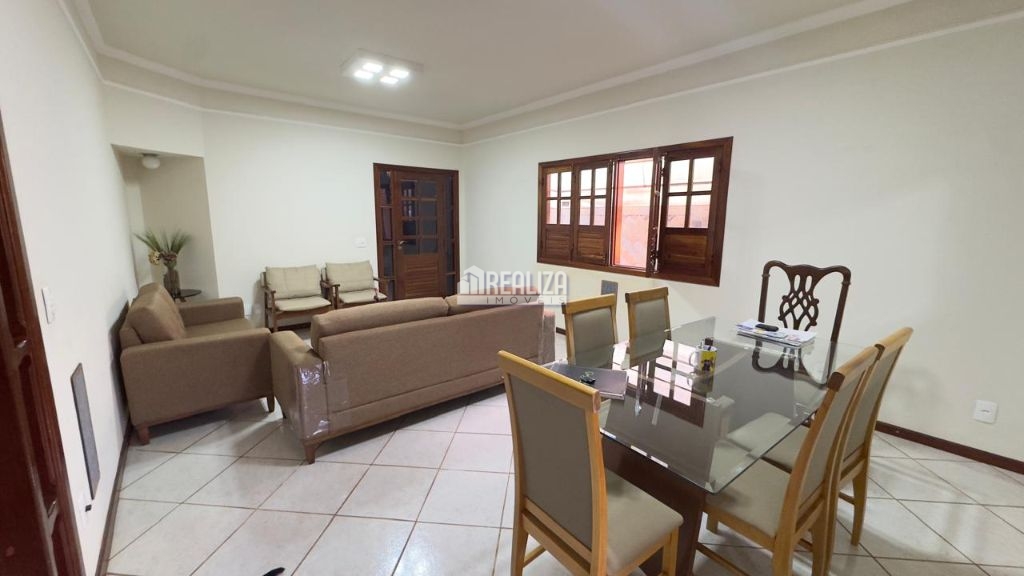 Casa, 3 quartos, 180 m² - Foto 15