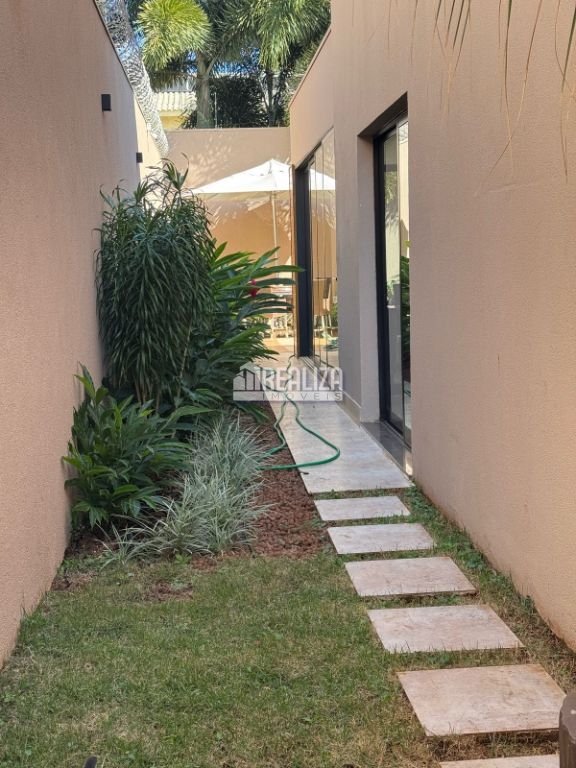 Casa, 3 quartos, 300 m² - Foto 17