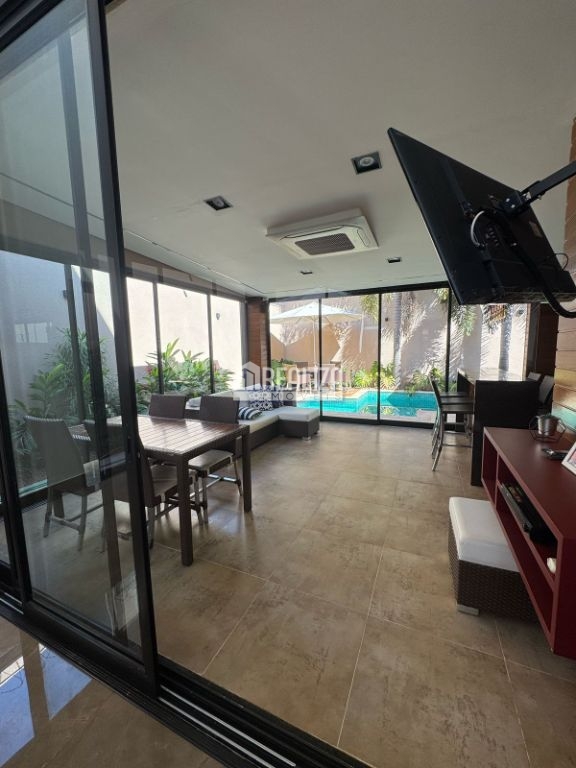 Casa, 3 quartos, 300 m² - Foto 15