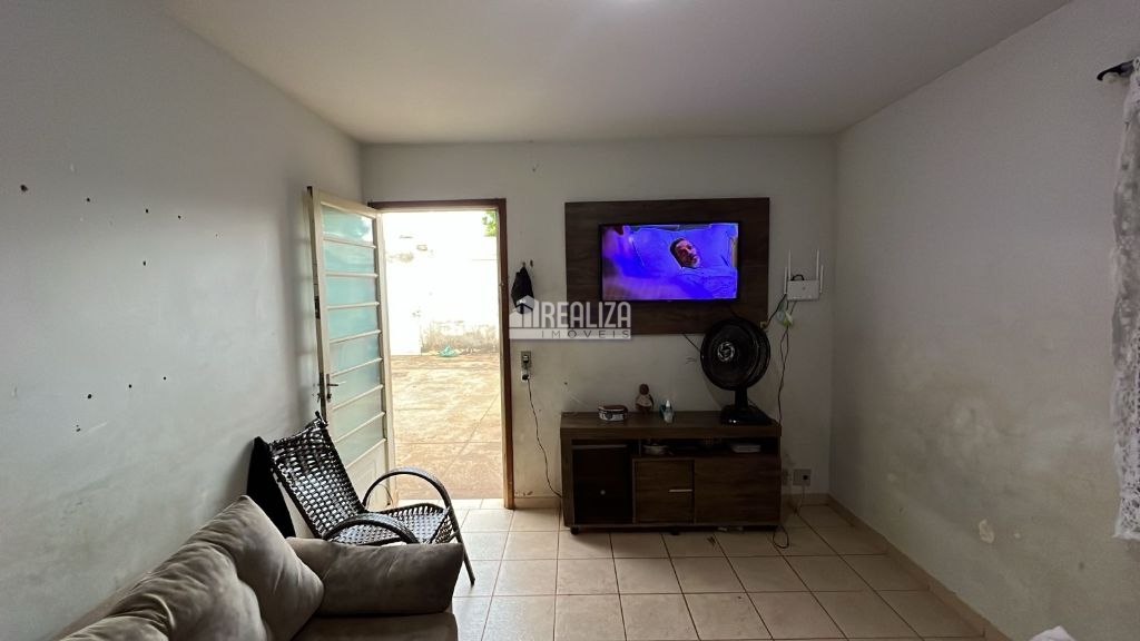 Casa, 2 quartos, 113 m² - Foto 1