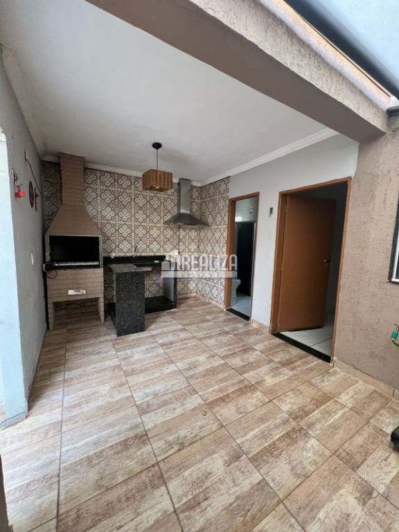 Casa, 3 quartos, 104 m² - Foto 2