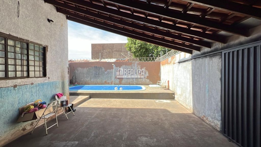 Casa, 4 quartos, 254 m² - Foto 29