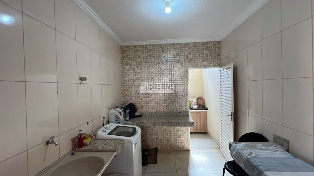 Casa, 4 quartos, 254 m² - Foto 16