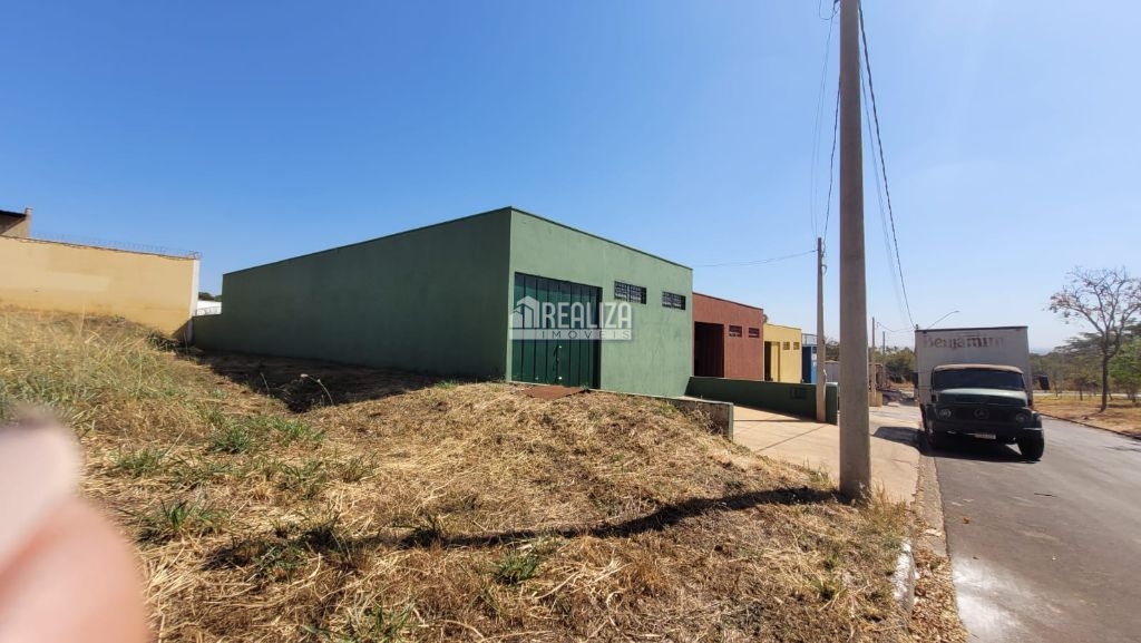 Loja-Salão, 200 m² - Foto 2