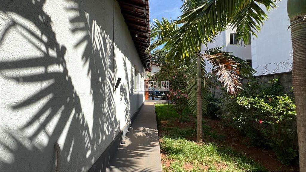 Casa, 4 quartos, 286 m² - Foto 34