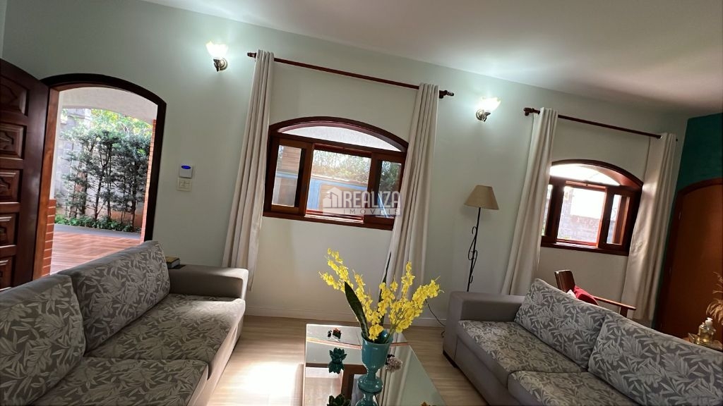 Casa, 4 quartos, 286 m² - Foto 5