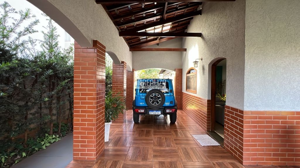 Casa, 4 quartos, 286 m² - Foto 29