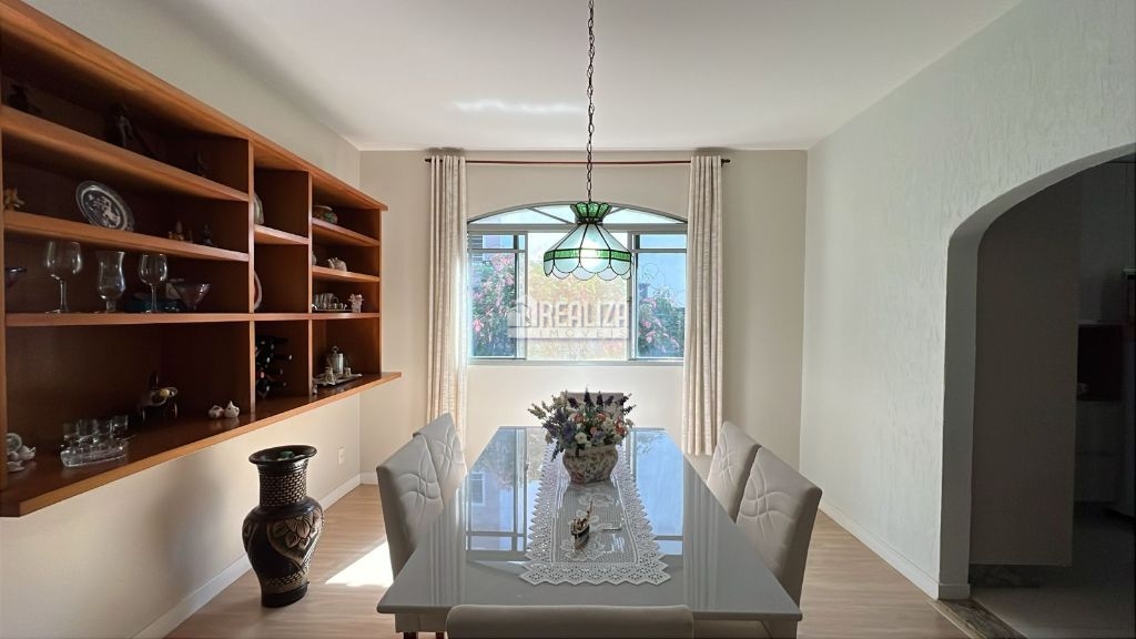 Casa, 4 quartos, 286 m² - Foto 25