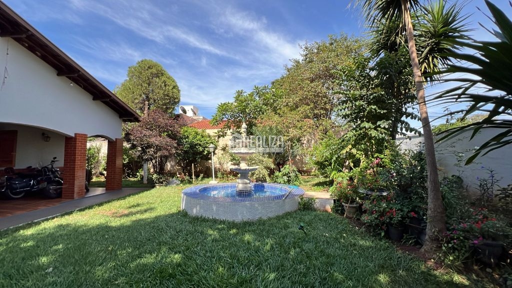 Casa, 4 quartos, 286 m² - Foto 2