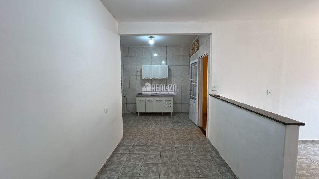 Casa, 4 quartos, 111 m² - Foto 2