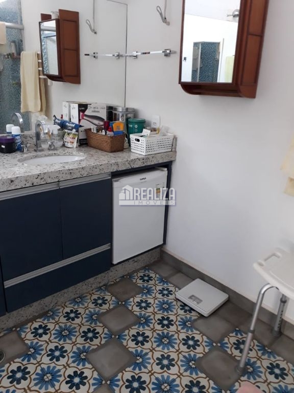 Casa, 5 quartos, 218 m² - Foto 16