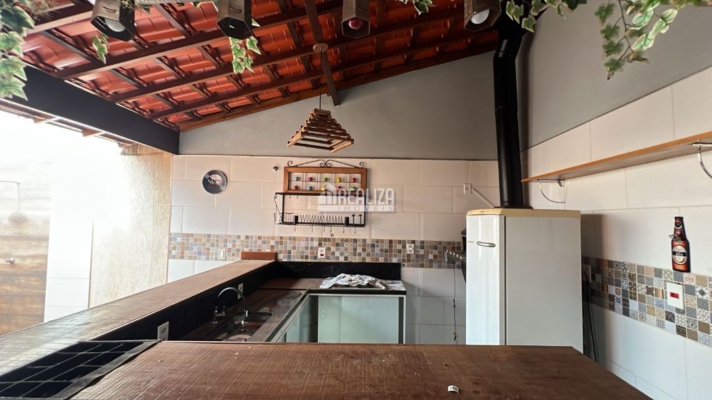 Casa, 4 quartos, 220 m² - Foto 20