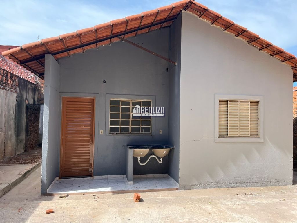 Casa, 3 quartos, 80 m² - Foto 1