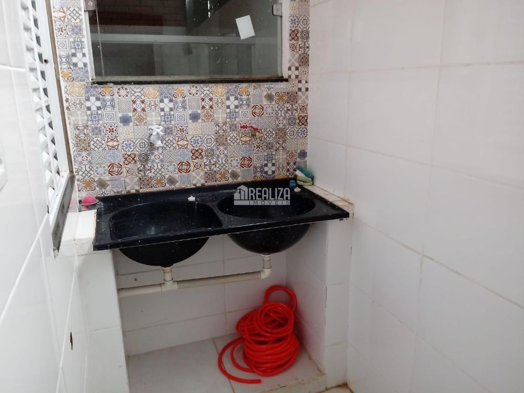 Casa, 1 quarto, 171 m² - Foto 4