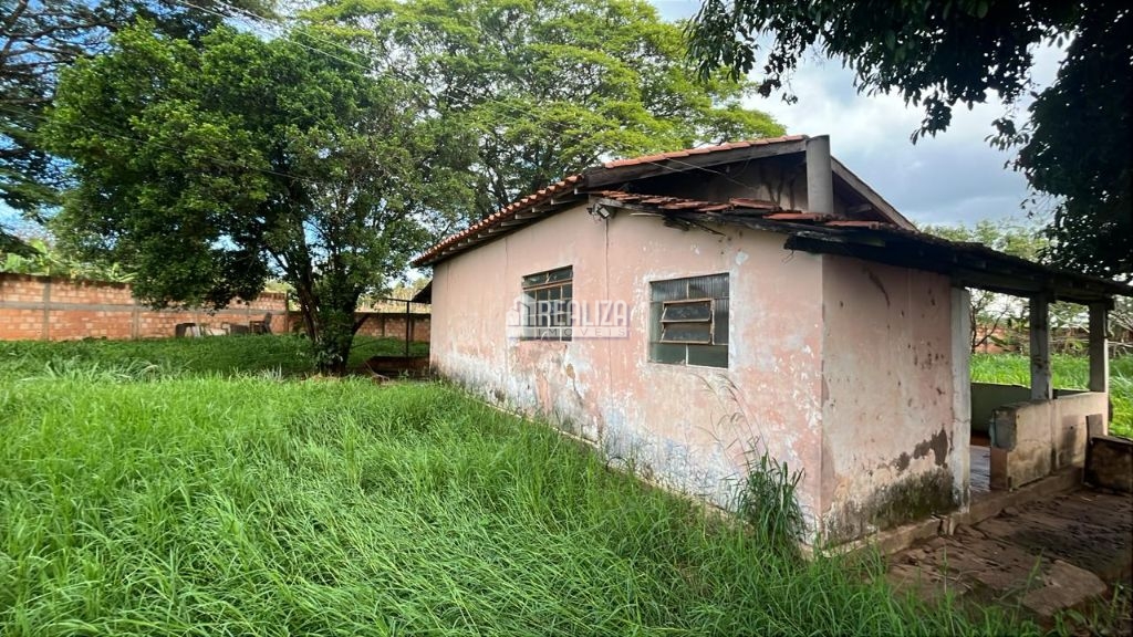 Chácara, 2 quartos, 2000 m² - Foto 1