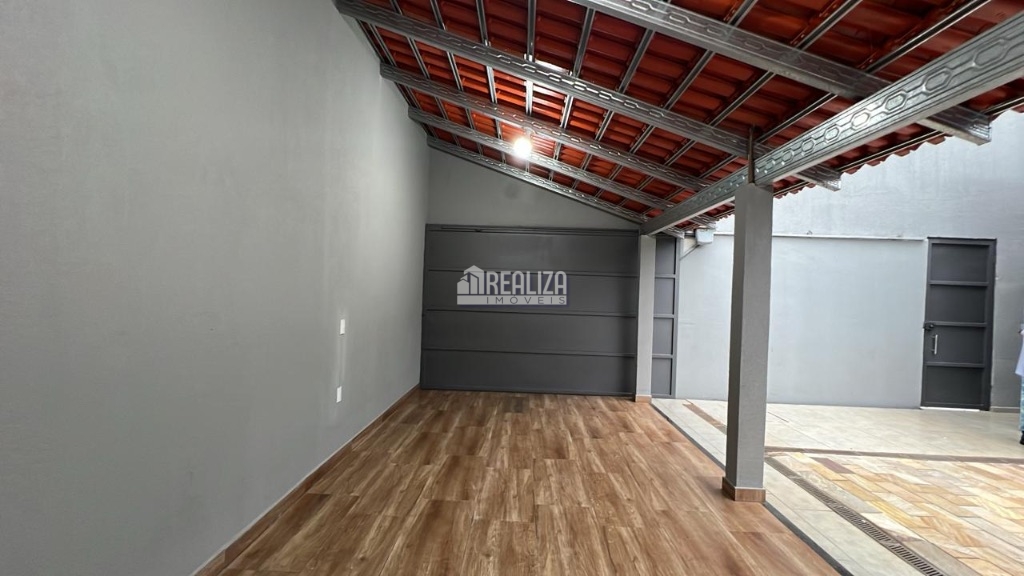 Prédio Inteiro - Foto 1