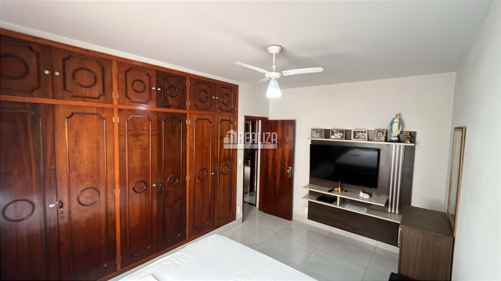 Casa, 3 quartos, 227 m² - Foto 8