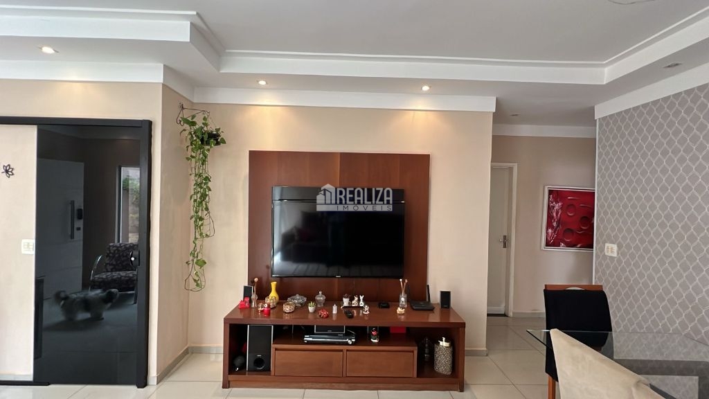 Casa, 3 quartos, 144 m² - Foto 2