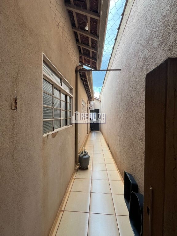 Casa, 3 quartos, 252 m² - Foto 11