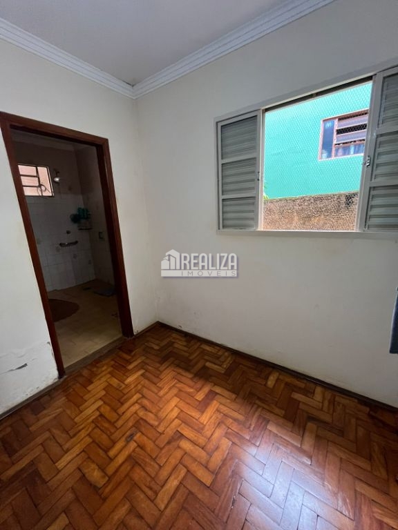 Casa, 3 quartos, 252 m² - Foto 8