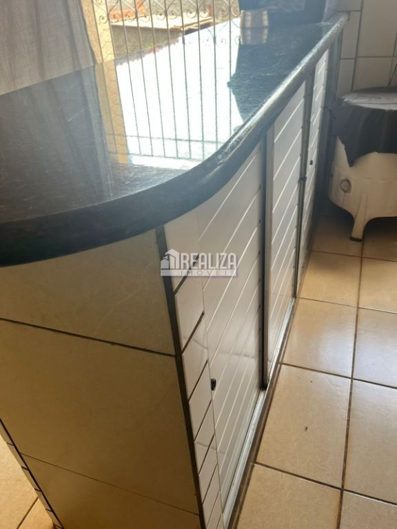 Casa, 3 quartos, 252 m² - Foto 13