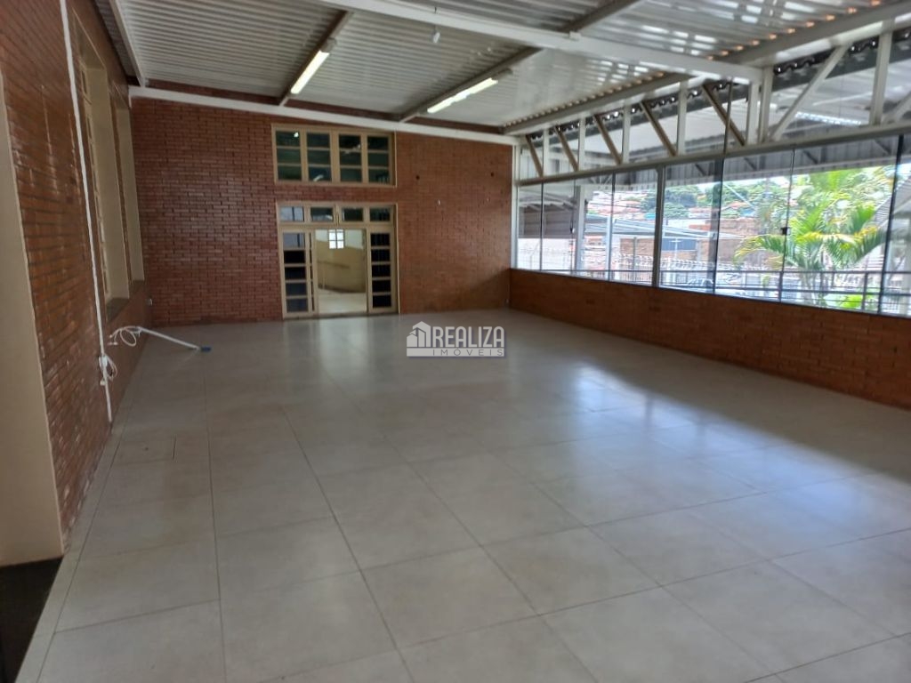 Loja-Salão, 300 m² - Foto 1