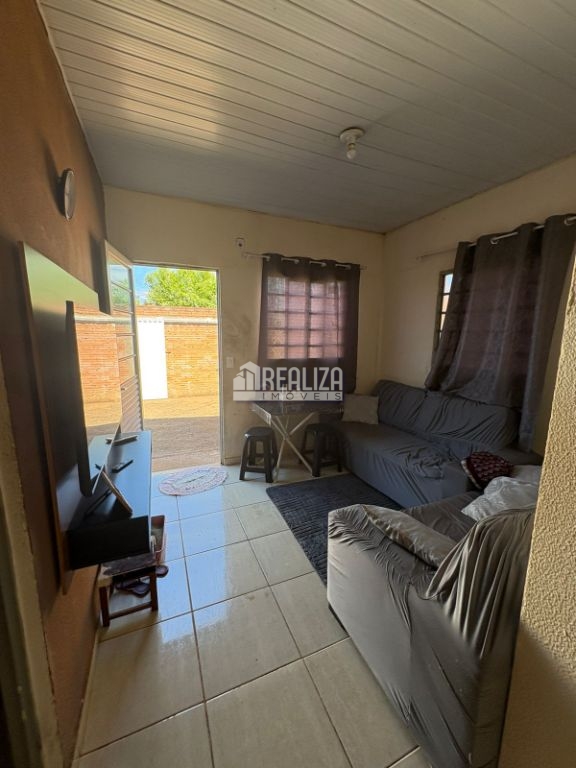 Casa, 2 quartos, 56 m² - Foto 1