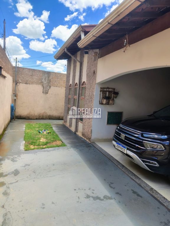 Casa, 2 quartos, 90 m² - Foto 1