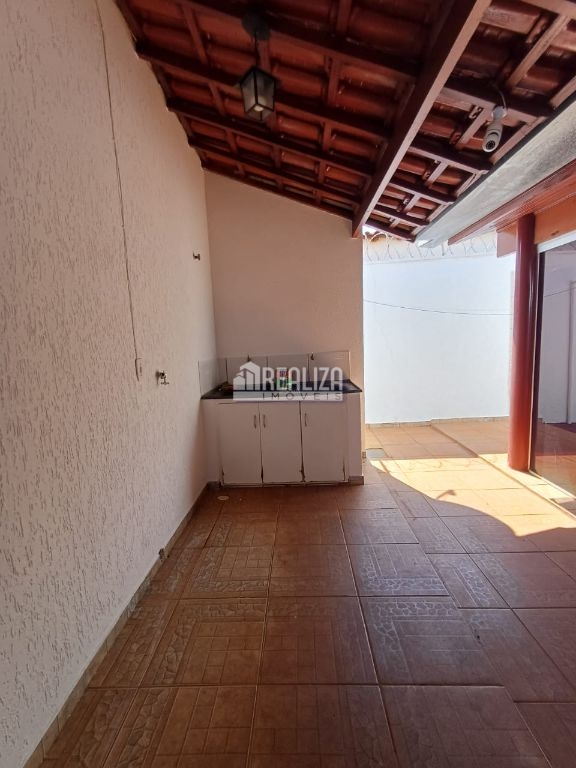 Casa, 2 quartos, 139 m² - Foto 3