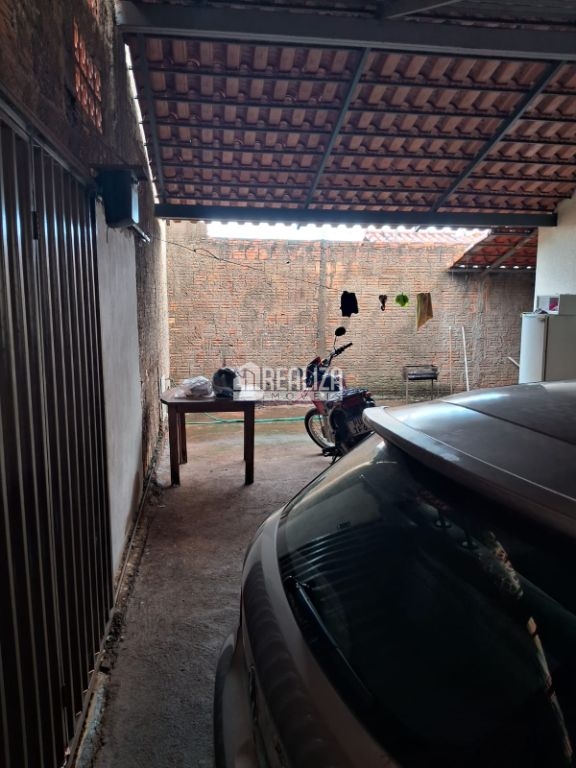 Casa, 3 quartos, 81 m² - Foto 1