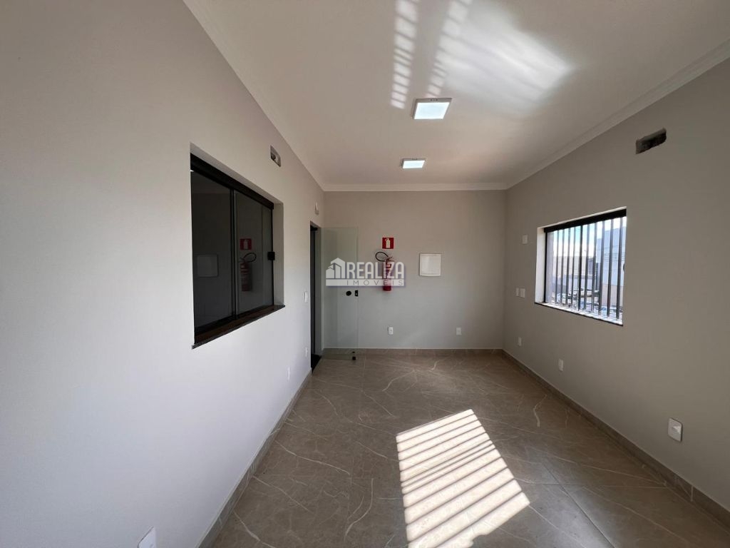 Loja-Salão, 600 m² - Foto 3