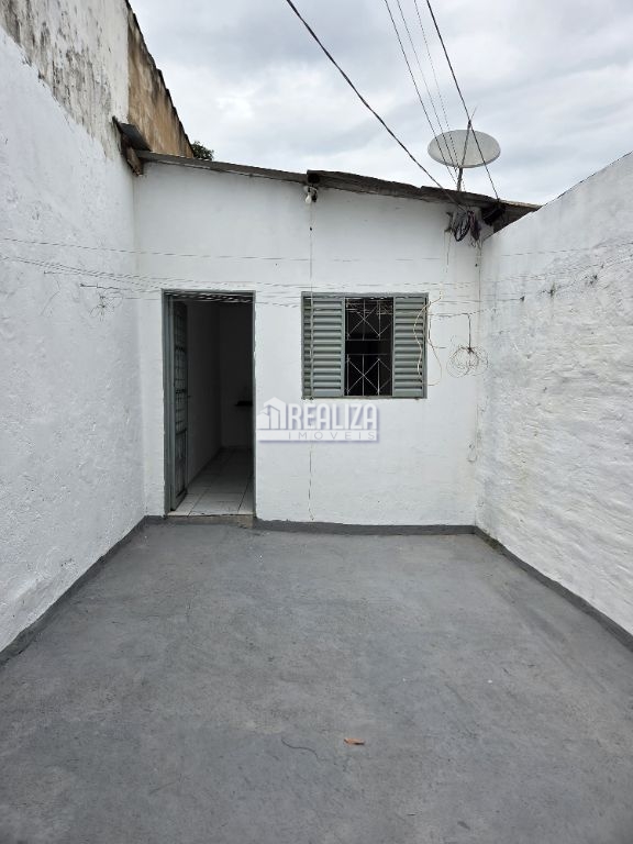 Casa, 2 quartos, 82 m² - Foto 2