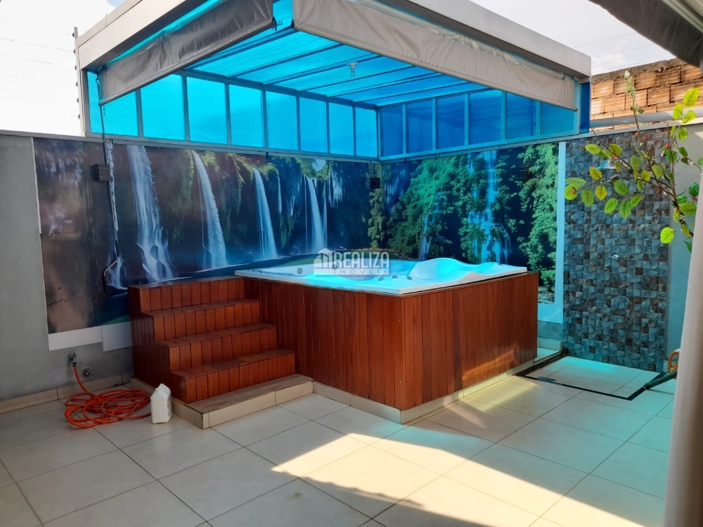 Casa, 2 quartos, 180 m² - Foto 1